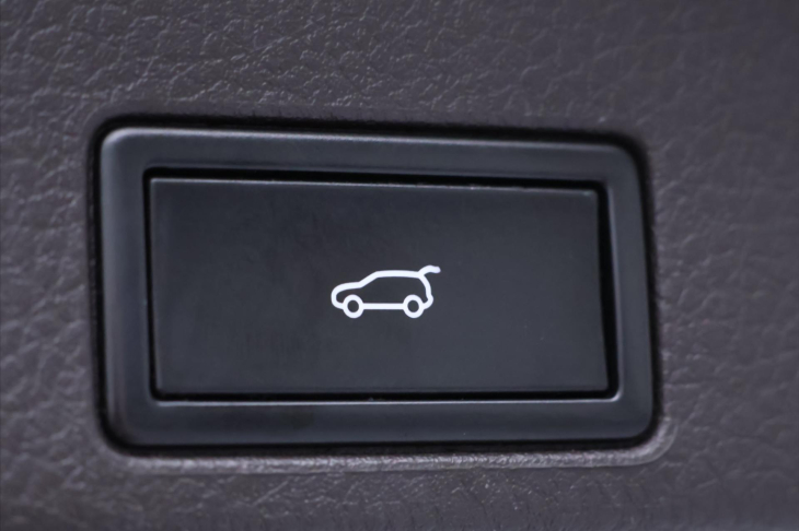 Volkswagen Touareg 3,0 TDI V6 193kW DSG R-Line 4M