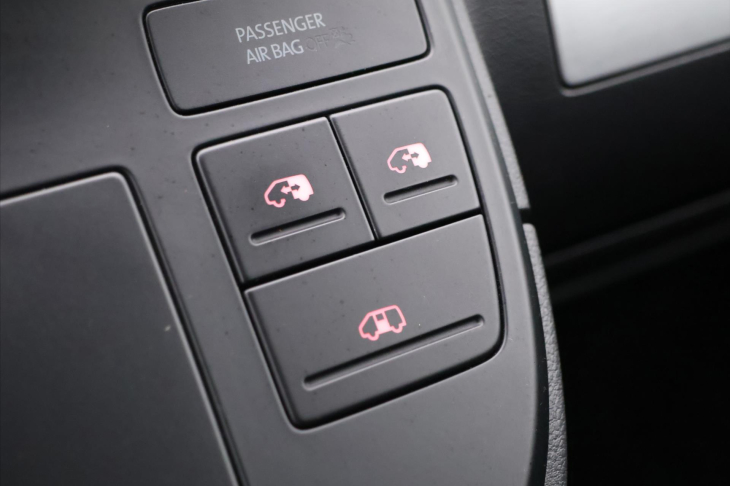Volkswagen Multivan 2,0 TSI 150kW 4M DSG Highline CZ