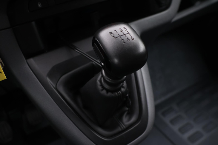 Peugeot Traveller 2.0 BlueHDI 110kW 5-Míst L2