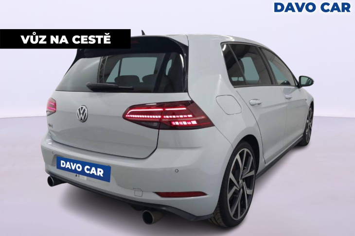 Volkswagen Golf 2,0 TSI 169kW DSG LED 1.Maj.