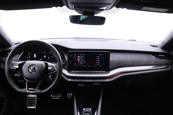 Škoda Octavia 2,0 TSI RS DSG 1.Maj CZ DPH