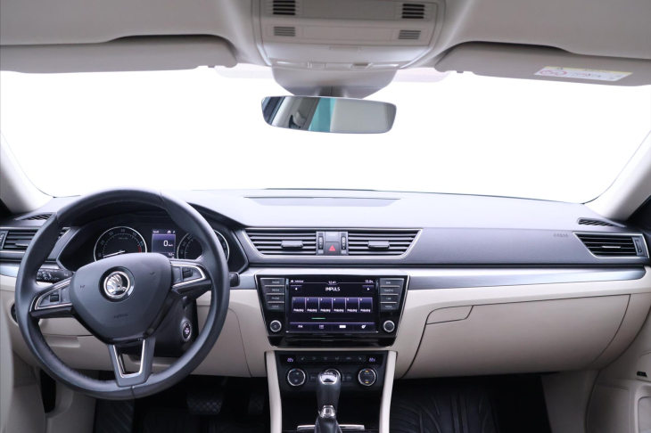 Škoda Superb 2,0 TSI 162kW DSG CZ Style