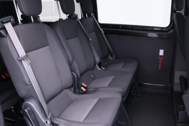 Ford Transit Custom 2,0 TDCi L2 Automat 9-Míst DPH