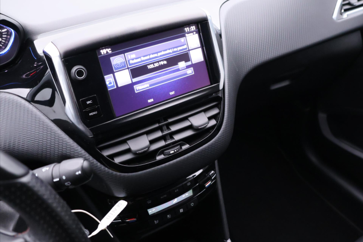 Peugeot 2008 1,2 PureTech 81kW Crossway