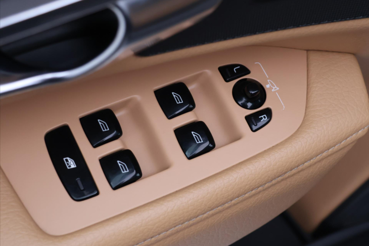 Volvo S90 2,0 T5 187kW Drive-E Momentum