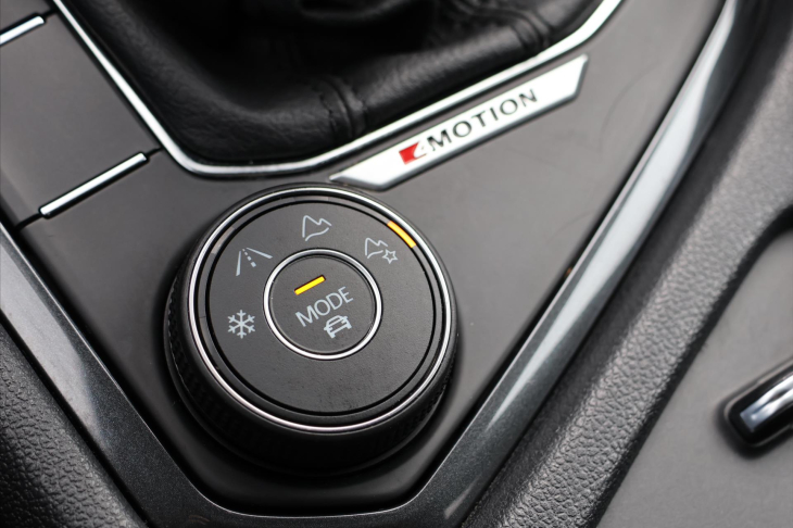 Volkswagen Tiguan Allspace 2,0 TDI 147kW DSG 4M 1.Maj DPH