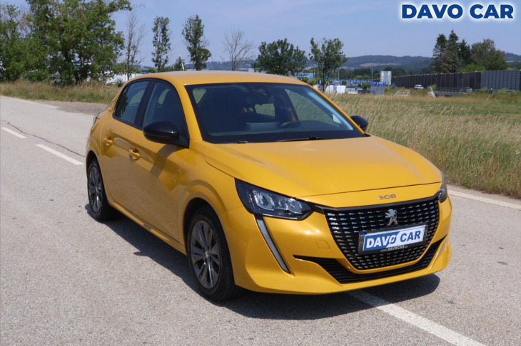 Peugeot 208 1,2 101k Allure CZ 1.Maj DPH