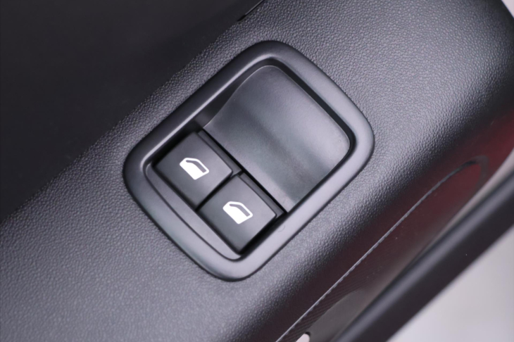 Citroën C3 1,2 PT 61kW CZ Feel Serv.Kniha