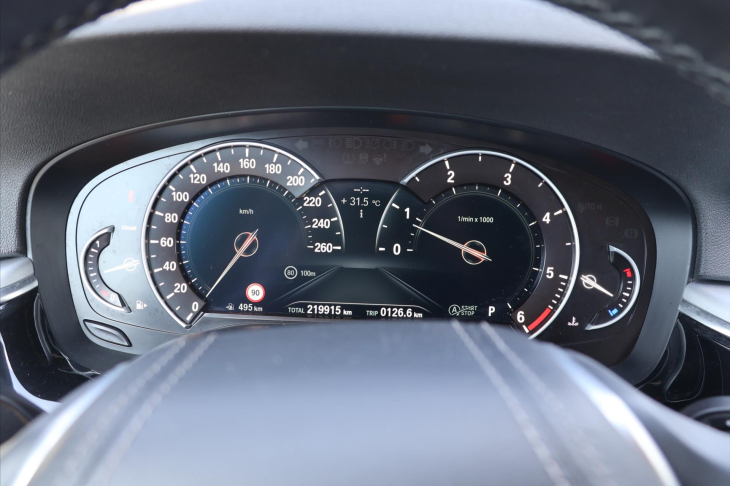 BMW Řada 5 2,0 525d 170kW Aut. Navi LED