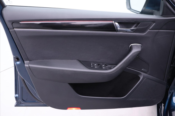 Škoda Superb 2,0 TDI 110kW L&K 1.Maj DPH