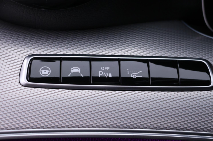 Mercedes-Benz Třídy E 3,0 350d 190kW LED Virtuál