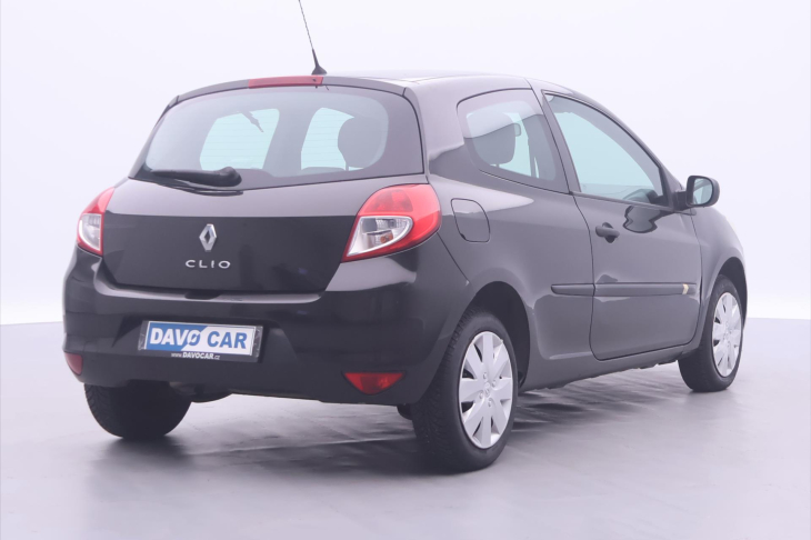 Renault Clio 1,2 i CZ 1.Majitel 9'250km
