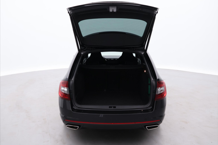 Škoda Octavia 2,0 TDI 135kW CZ Challenge DSG