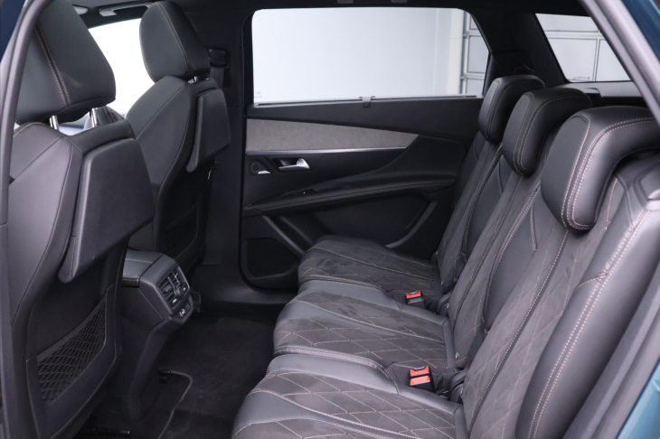 Peugeot 5008 2,0 HDI 133kW Aut. GT line CZ