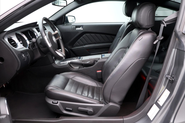 Ford Mustang 3.7 V6 227kW Aut Xenon Klima