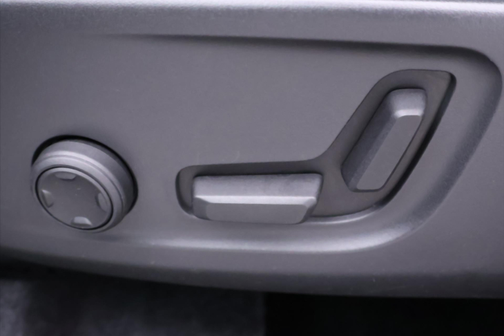 Volvo XC40 2,0 D4 AWD Panorama Tažné