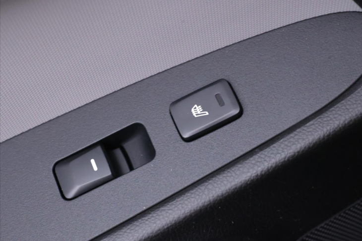 Kia Sportage 1,6 GDI 99kW CZ Kůže Xenon