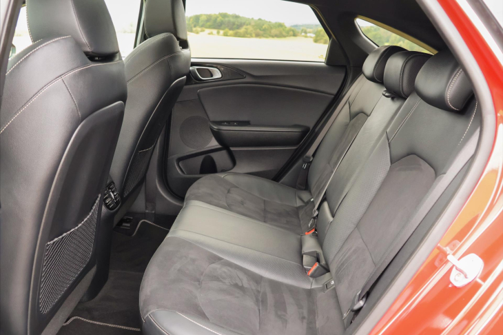 Kia ProCeed 1,6 CRDI GT-Line Aut. LED Kůže