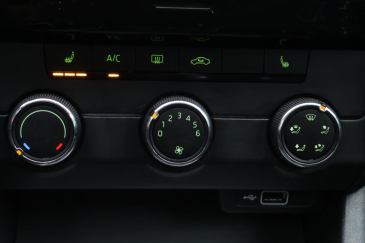 Škoda Octavia 1.5 TSI 110kW CZ Ambition