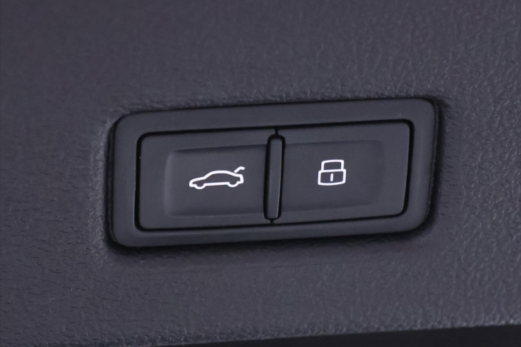 Audi A7 3,0 TDI 180kW Quattro CZ S-Line