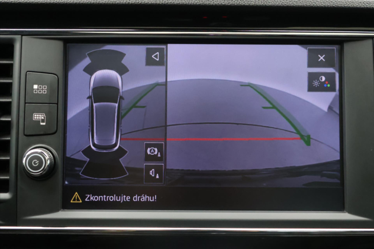 Seat Leon 2,0 TSI 221kW DSG Cupra 4Drive