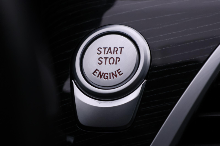 BMW Řada 7 3,0 730d xDrive 210kW M-paket