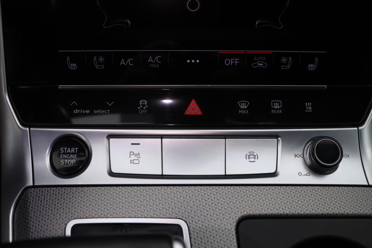 Audi A6 Allroad 3.0 55 TDI 253kW B&O DPH TOP