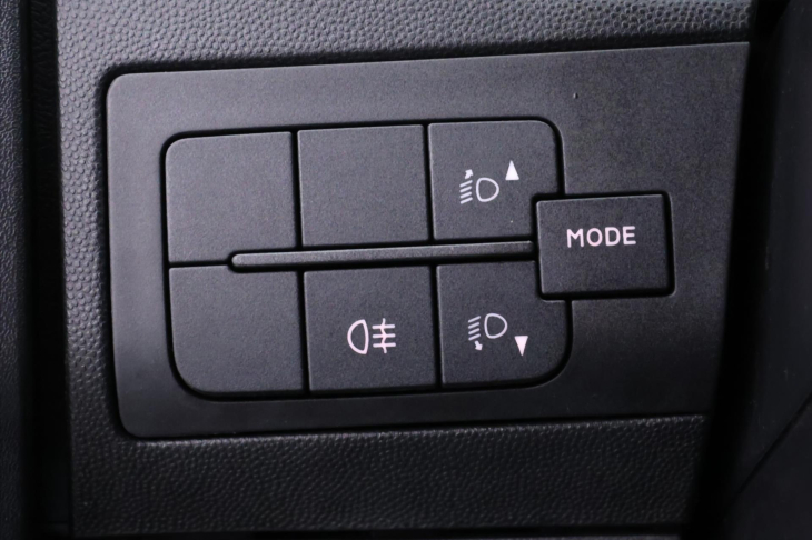 Peugeot Boxer 2,2 HDI 96kW Klima CZ DPH