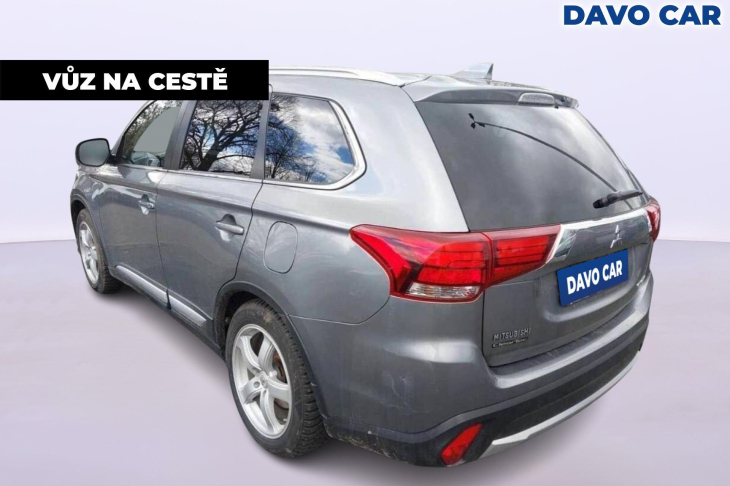 Mitsubishi Outlander 2,0 Mivec Intense AT Servis