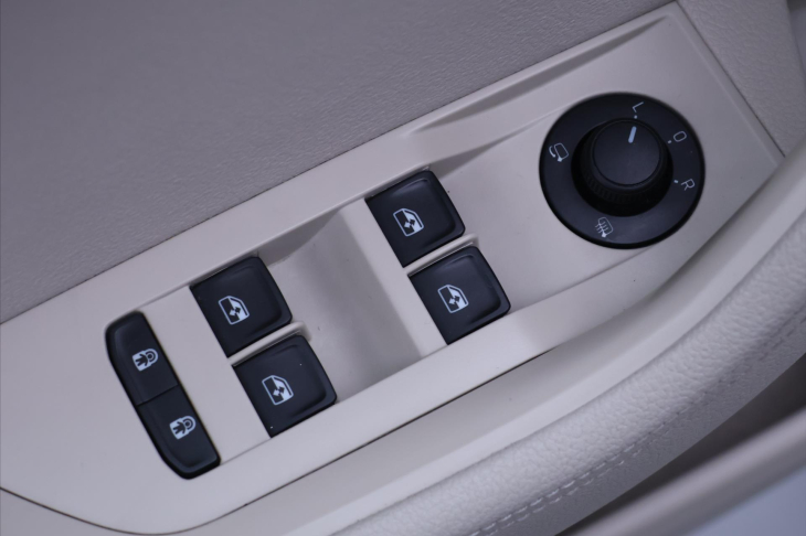 Škoda Superb 2,0 TDI 110kW Style CZ DPH 1.Maj