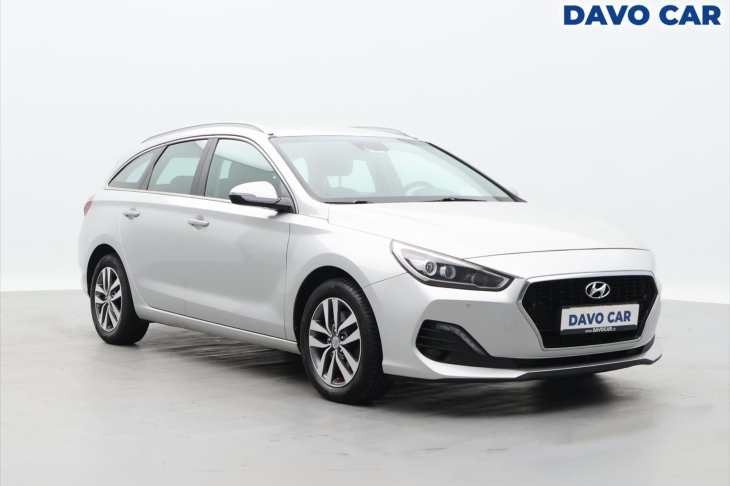 Hyundai i30 1,4 T-GDI 103kW DCT Navi LED