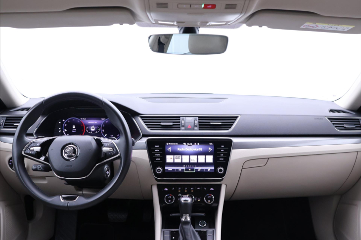 Škoda Superb 2,0 TDI 110 kW Style DSG CZ DPH
