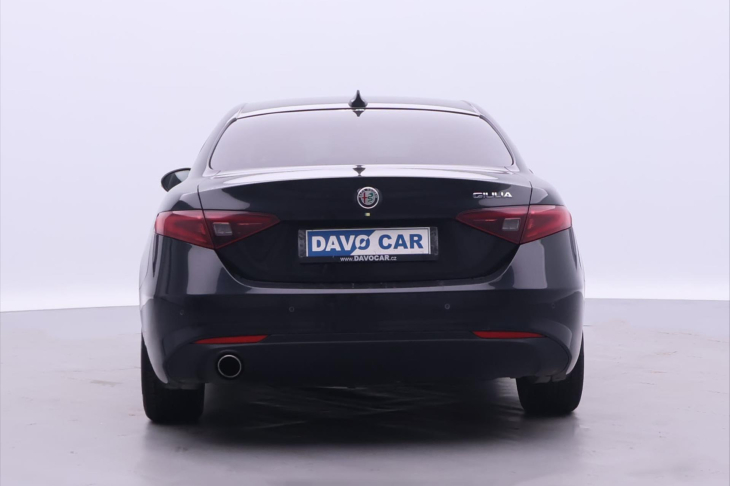 Alfa Romeo Giulia 2,1 JTD 110kW Aut. Navi Xenon