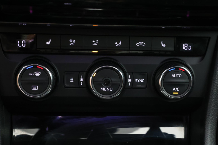 Škoda Superb 2,0 TDI 140kW DSG Sportline