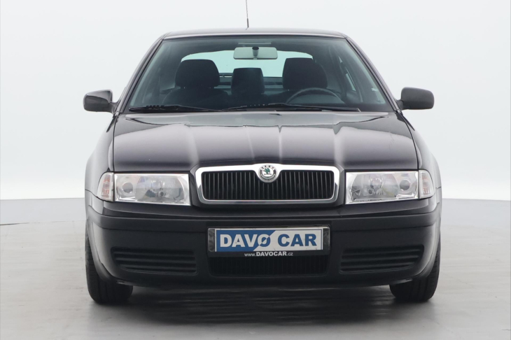 Škoda Octavia 1,6 MPI 75kW Tour Klima 2.Maj