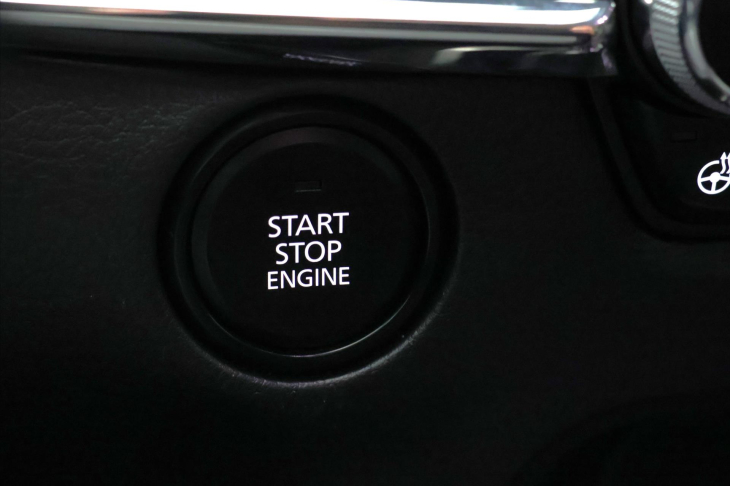 Mazda CX-30 2,0 Skyactiv-X Kůže Navi DPH