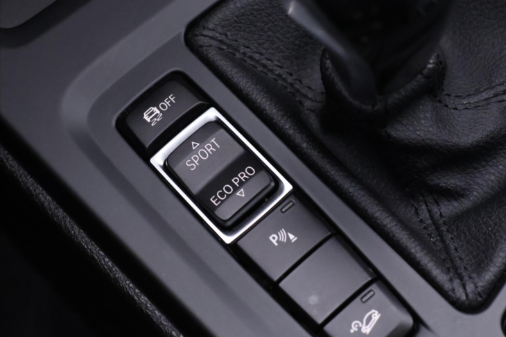 BMW X1 2,0 20i 131kW Aut. xDrive CZ