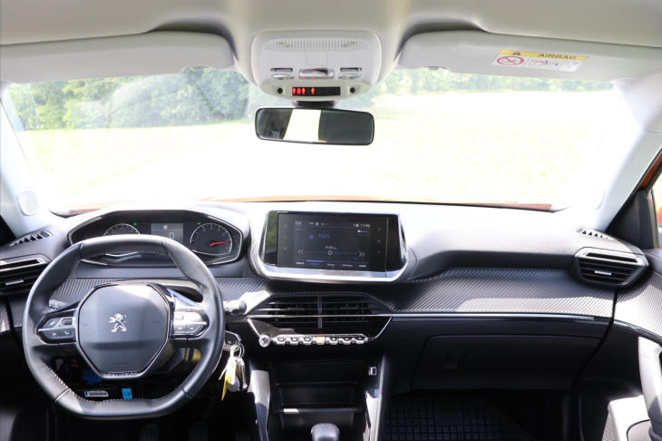 Peugeot 2008 1,2 PT 74kW CZ Klima ACTIVE