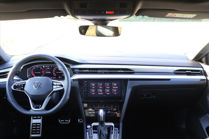 Volkswagen Arteon Shooting Brake 2,0 TDI 142kW 4M DSG R-Line DPH