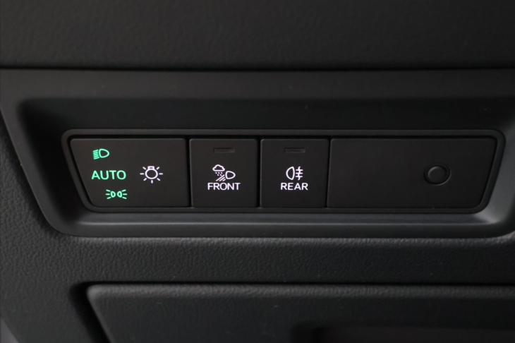 Volkswagen Touareg 3,0 TDI 170kW CZ DPH 1.Maj.