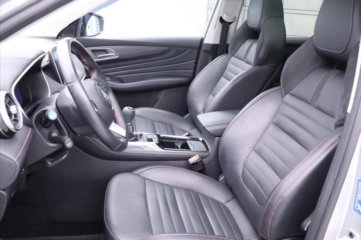 MG HS 1,5 TGI 119kW CZ Elegance 1Maj