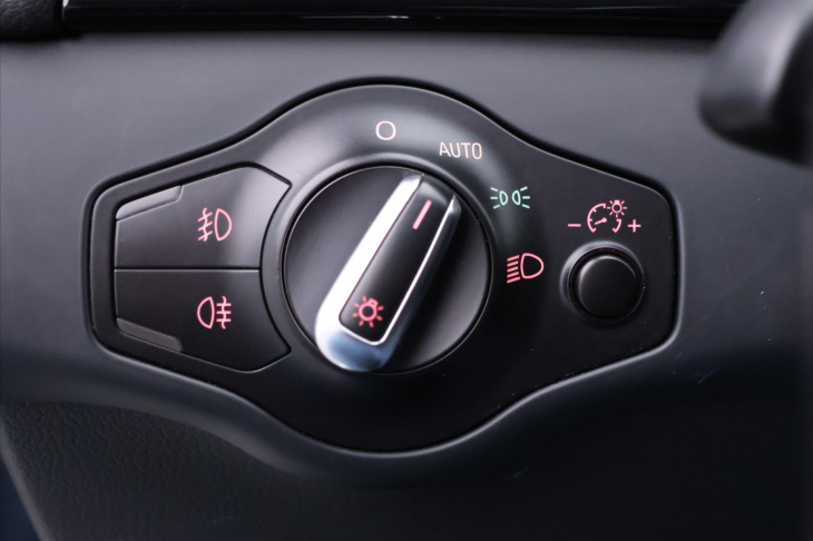 Audi A4 2,0 TDI Quattro S-line S-tronic