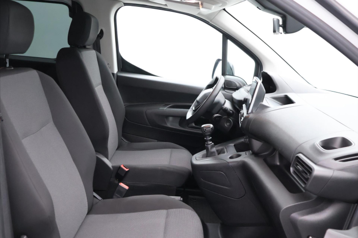 Peugeot Rifter 1,5 HDI Active CZ 1.Maj DPH