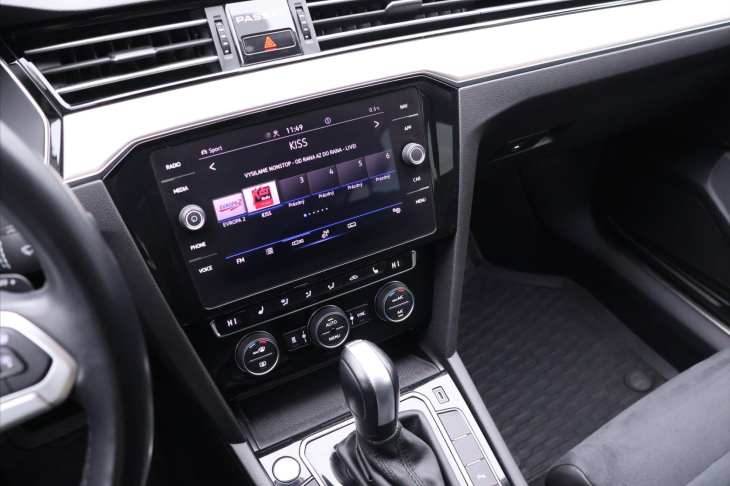 Volkswagen Passat 2,0 TDI 140kW R-Line DSG