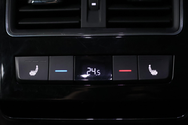 Škoda Superb 2.0 TDI 140kW DSG CZ L&K Xenon