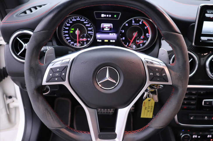 Mercedes-Benz CLA 2,0 45AMG 4-MATIC DPH CZ