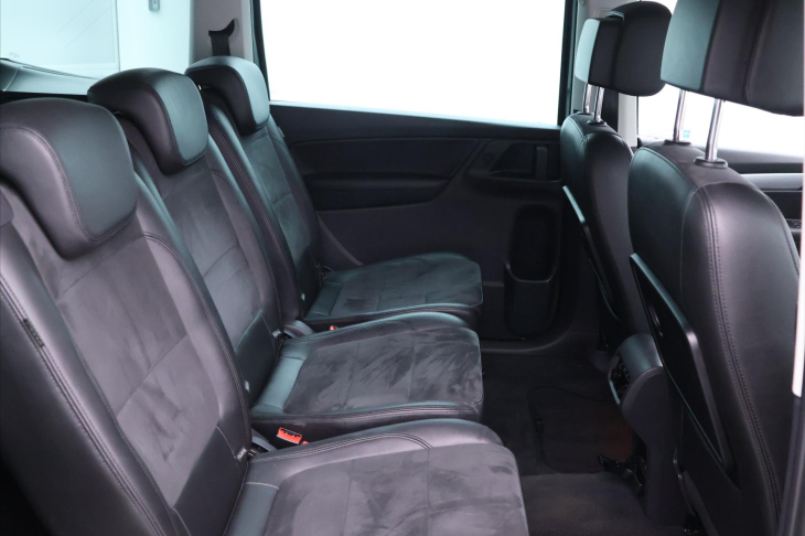 Volkswagen Sharan 2,0 TDI 130kW DSG CZ Highline