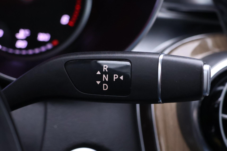 Mercedes-Benz Třídy C 2,2 250d 150kW Aut. LED