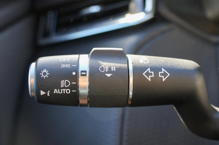 Land Rover Range Rover Velar 2,0 D180 AWD Aut. LED Kůže