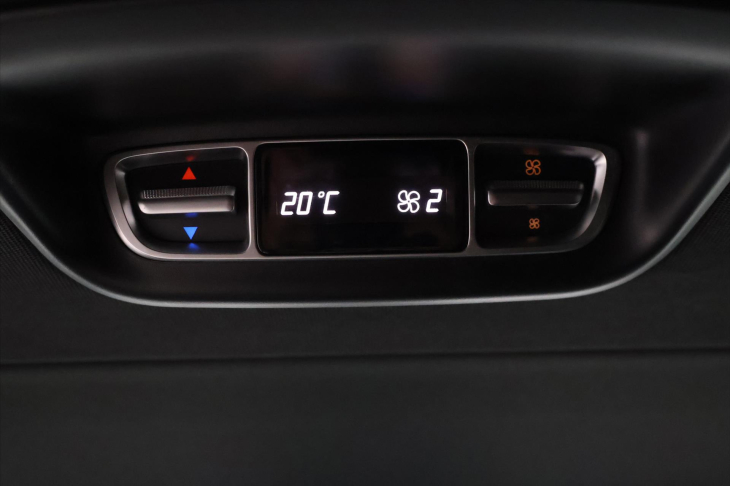 Mercedes-Benz Třídy V 2.0 250d Aut. Avantgarde XL LED